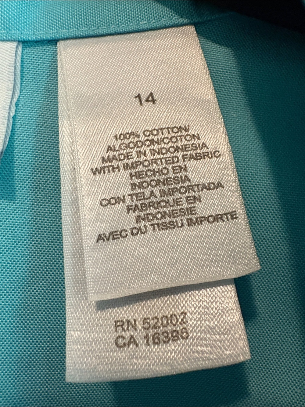 Liz Claiborne Sleeveless Collared Button-Down Blouse in Turquoise - Picture 3 of 8